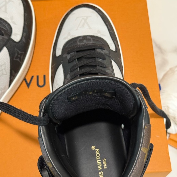 Like new - Picture 10 of 16